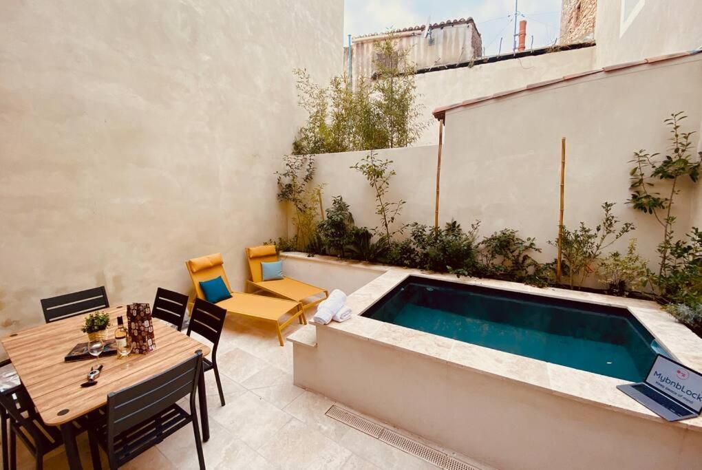 Terra Nostra - Townhouse - Swimming Pool Villa Nimes Exterior photo